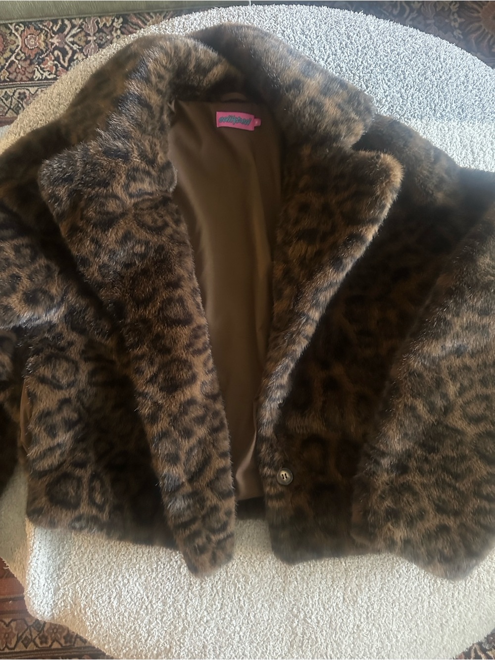 EDIKTED Lady Leopard Faux Fur Jacket - Picture 5 of 8